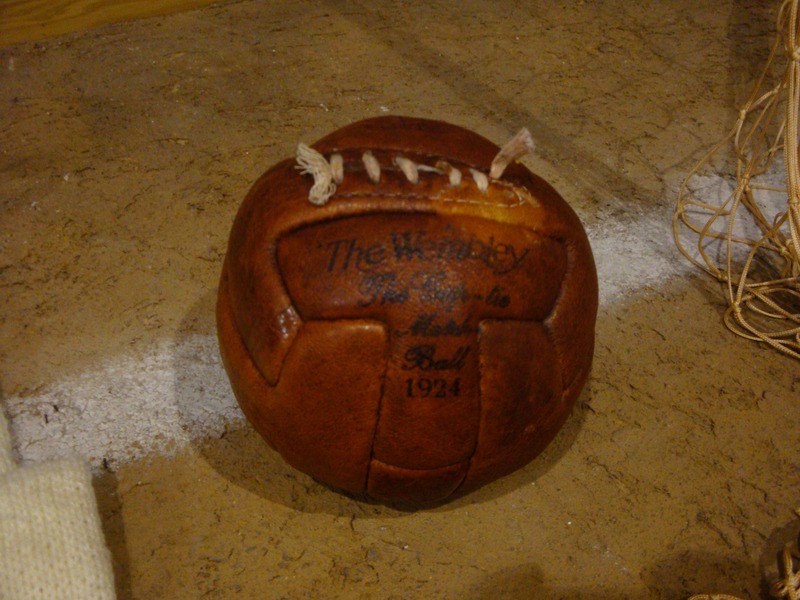 Balón de fútbol olímpico clásico de 1924 en cuero curtido