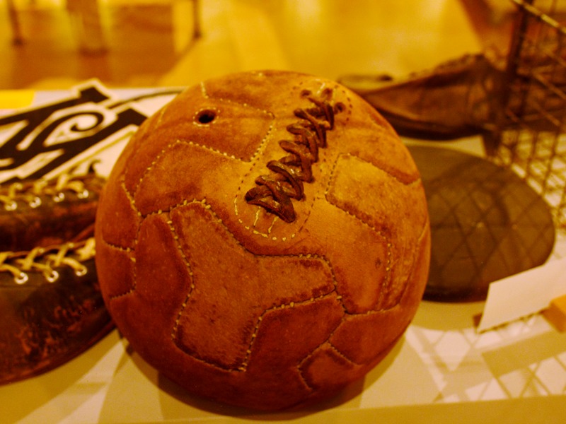 Balón de 12 paneles con tiento réplica Copa del Mundo 1930